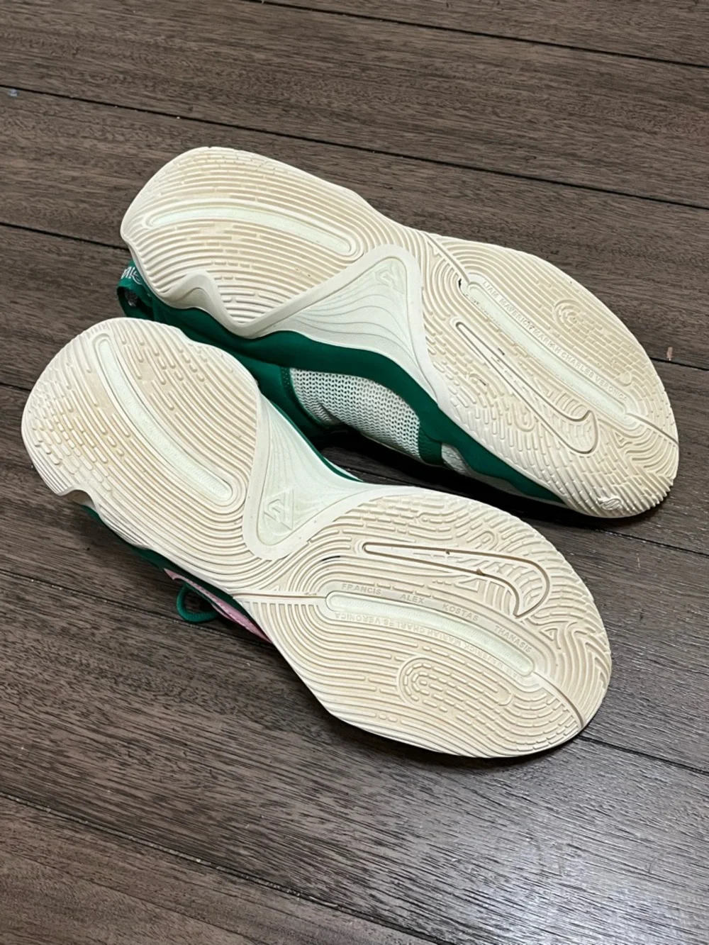 Nike‎ Giannis Immortality 3 Green Pink Coconut Milk Size 9.5 Basketball Sneakers
